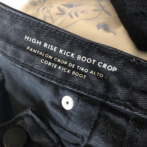 Universal Thread Kick Crop Distressed Black Jeans - Picture 3 of 4